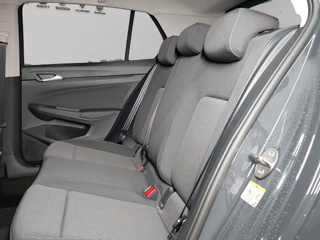 VW Golf 1.5 TSI Basis