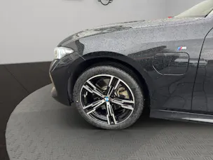 BMW 330e x DriveTouring Steptronic M Sport