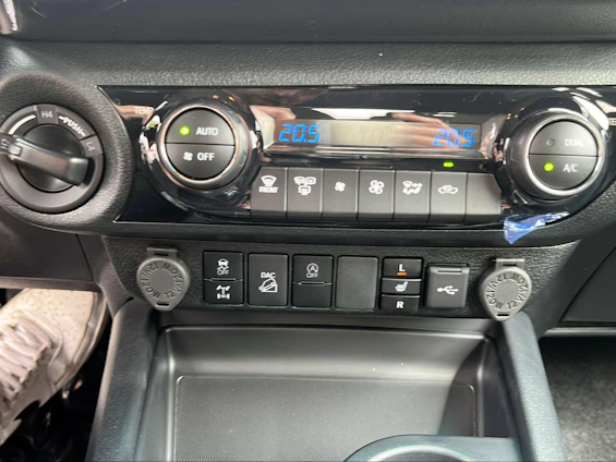 Fahrzeugbild 14 Fahrzeugbild 14