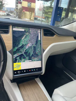 Tesla Model S 100 D