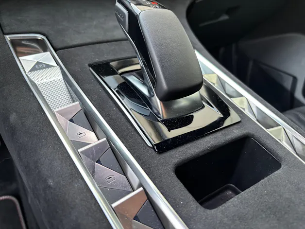 DS Automobiles 7 1.6 E-Tense Performance Line+ 4x4