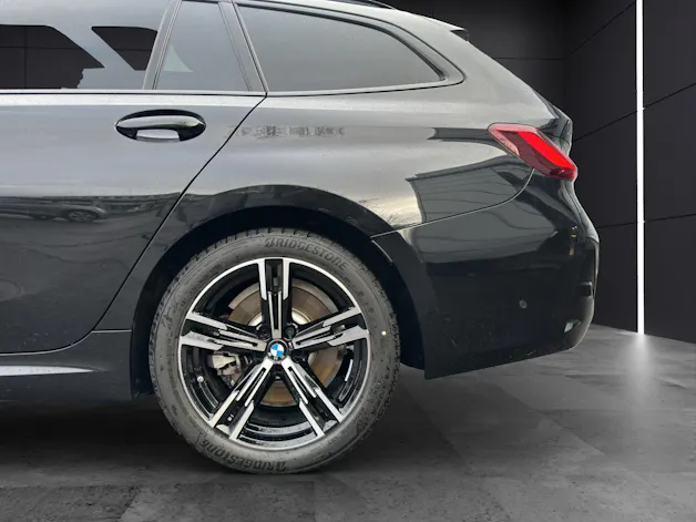 BMW 330e xDrive Touring M Sport
