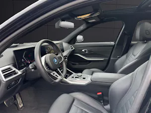 BMW 330e xDrive Touring M Sport