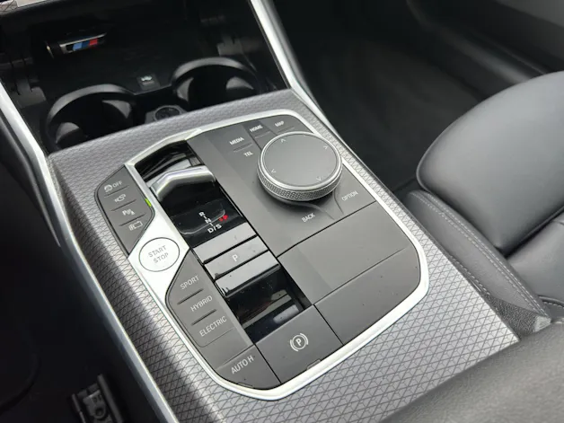 BMW 330e xDrive Touring M Sport
