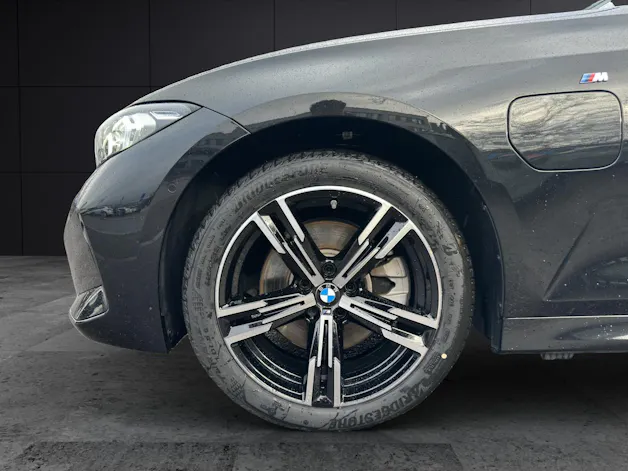 BMW 330e xDrive Touring M Sport