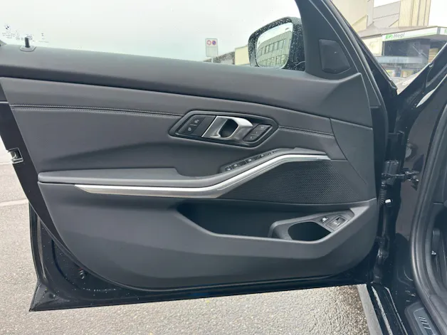 BMW 330e xDrive Touring M Sport
