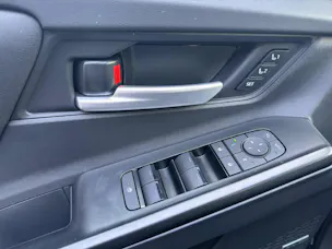Subaru Solterra eV Luxury AWD