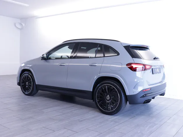 Mercedes-Benz GLA 220 d Swiss Star AMG Line 4matic