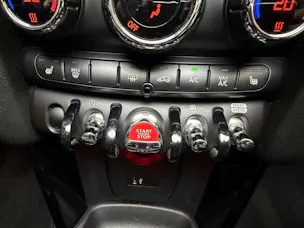 Mini Cabrio F57 2.0i Cooper S