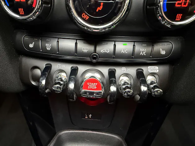 Mini Cabrio F57 2.0i Cooper S