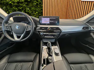 BMW 545e xDrive Luxury Line Steptronic (CH)