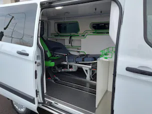 Ford Transit C Kombi 300 L1 2.2 TDCi 125 Trend "Liegetransport"