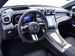Fahrzeugbild MERCEDES-BENZ GLC 220 d AMG Line 4matic
