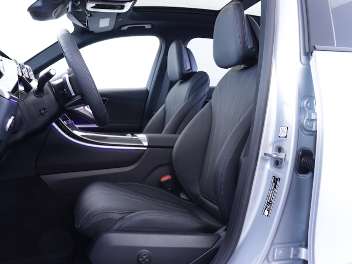 Fahrzeugbild MERCEDES-BENZ GLC 220