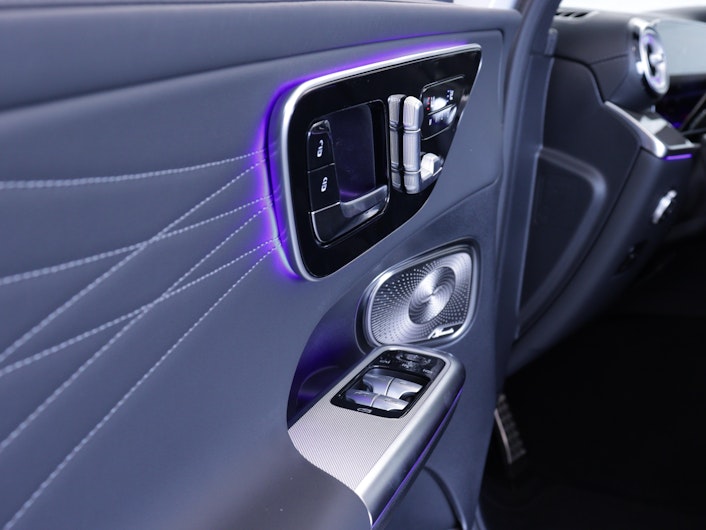 Fahrzeugbild MERCEDES-BENZ GLC 220