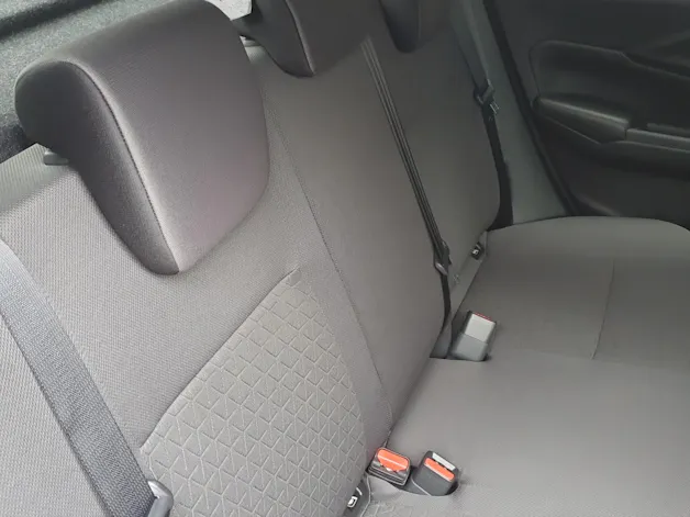 Suzuki Swift 1.2 Sakura Top Hybrid