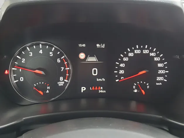 Suzuki Swift 1.2 Sakura Top Hybrid