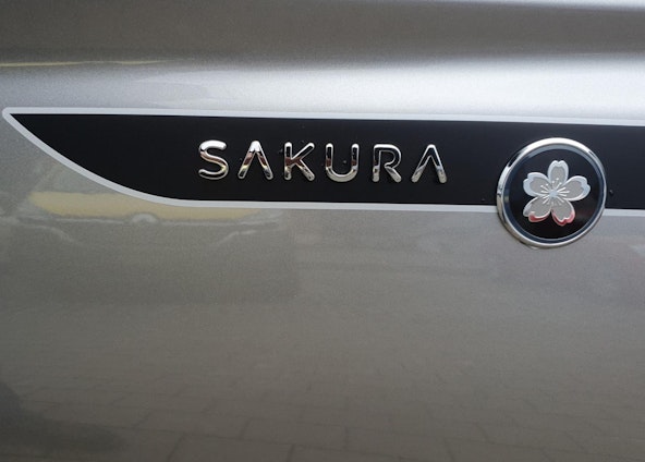 Vehicle image 19 Vehicle image 19