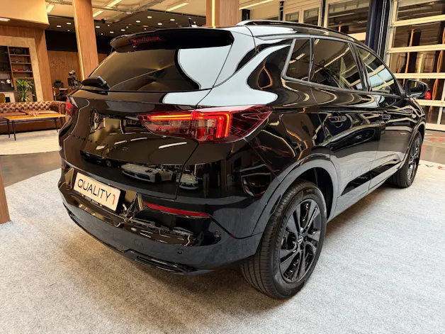Opel Grandland 1.2 T GS Blitz