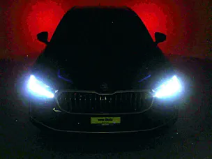 Škoda Superb 2.0 TDI Sportline 4x4 DSG
