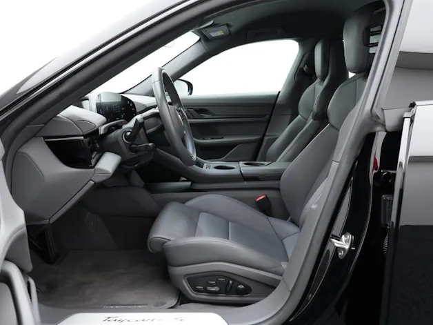 Porsche Taycan 4S