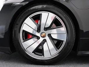 Porsche Taycan 4S