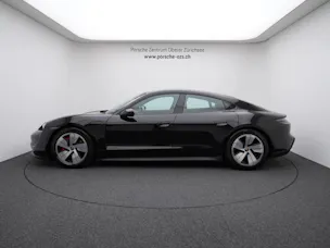 Porsche Taycan 4S