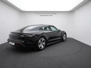 Porsche Taycan 4S