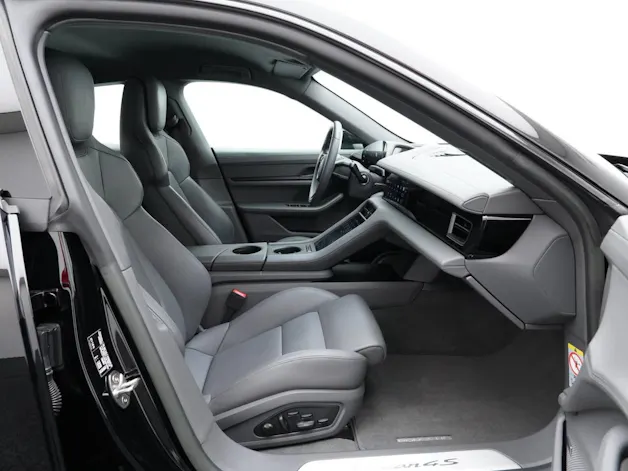 Porsche Taycan 4S