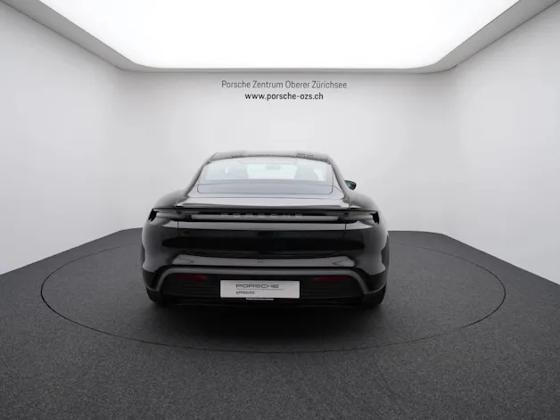 Porsche Taycan 4S