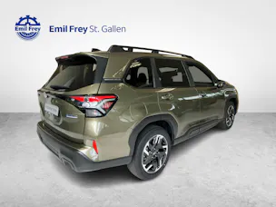 Subaru Forester Station 2.0i e-Boxer Swiss Plus