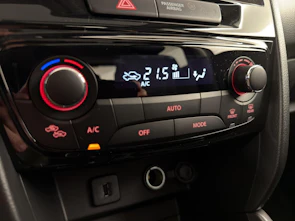 immagine del veicolo SUZUKI Vitara 1.4 T Sakura Top Hybrid 4x4