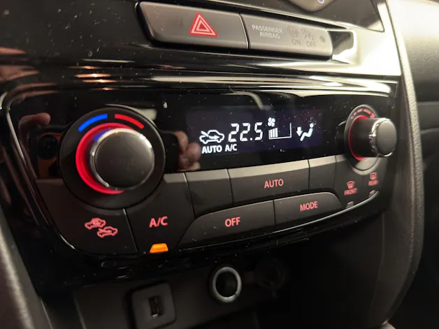 Suzuki Vitara 1.4 T Sakura Hybrid 4x4