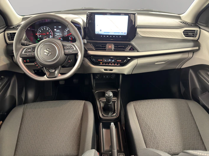 immagine del veicolo SUZUKI SWIFT