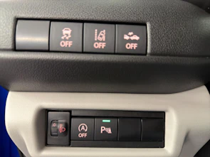 image du véhicule SUZUKI Swift 1.2 Sakura Top Hybrid