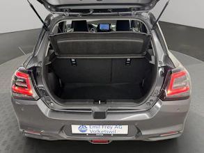 https://vehicle.imgix.net/4192053/9b2c3c93-e14e-4770-b083-d086ee334c98.jpg