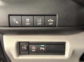 image du véhicule SUZUKI Swift 1.2 Sakura Top Hybrid