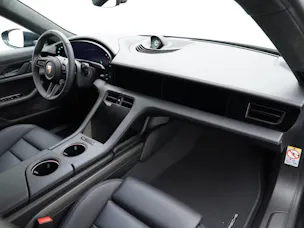 Porsche Taycan GTS Sport Turismo