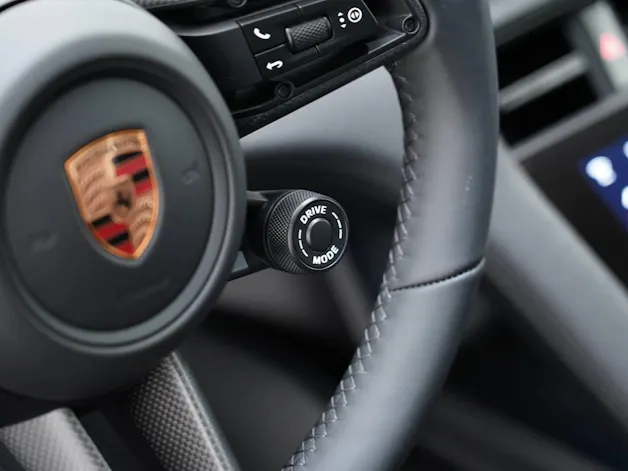 Porsche Taycan GTS Sport Turismo