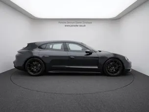 Porsche Taycan GTS Sport Turismo