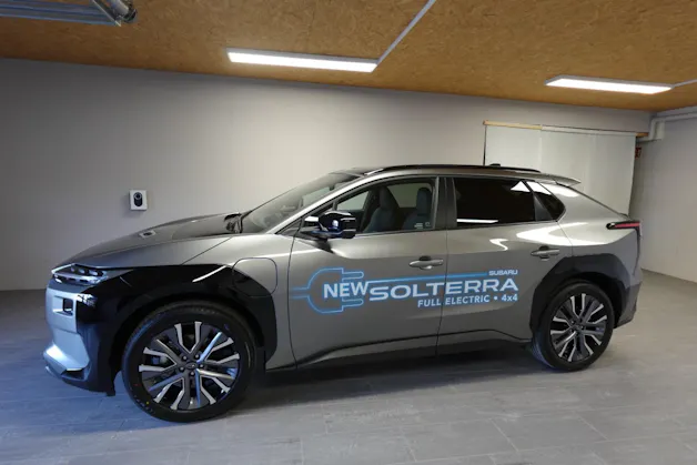 Subaru Solterra eV Luxury AWD