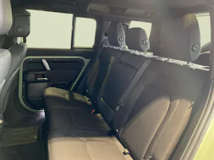 Land Rover Defender 110 3.0 D I6 300 75th Edition