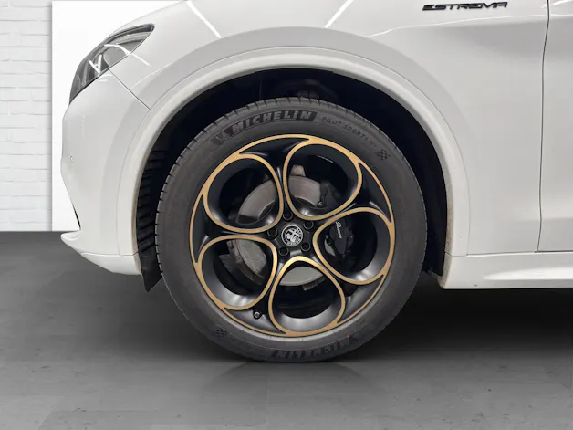 Alfa Romeo Stelvio 2.0 Q4 280 Estrema