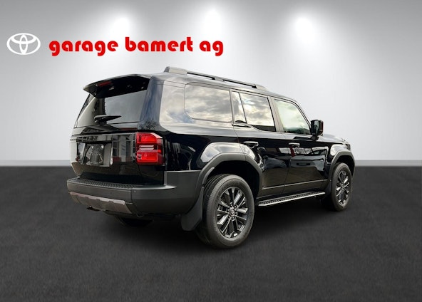 Vehicle image 5 Vehicle image 5