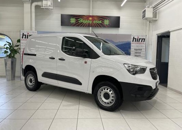 First vehicle image First vehicle image