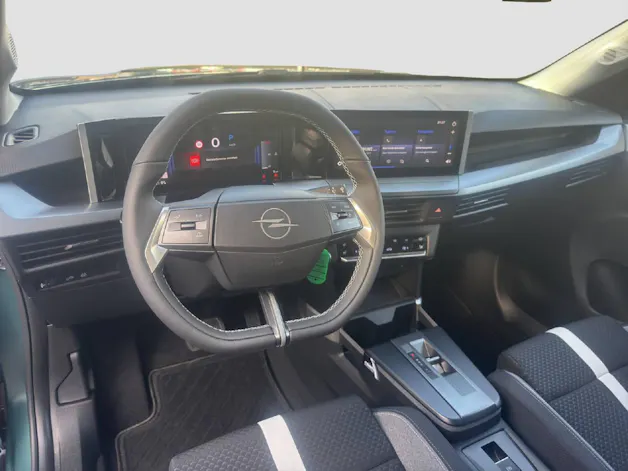 Opel Frontera 1.2 T HEV 145 GS