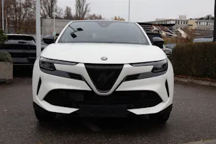 Alfa Romeo Junior 1.2 Ibrida Q4
