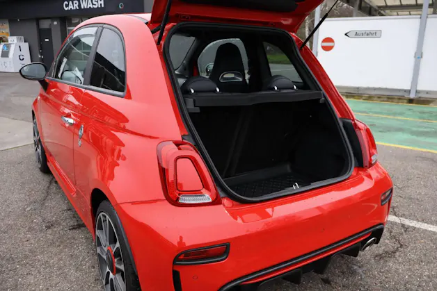 Fiat 595 Abarth 1.4 T-Jet 165 Turismo