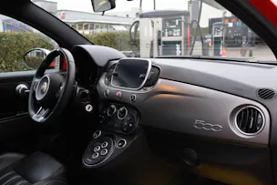 Fiat 595 Abarth 1.4 T-Jet 165 Turismo