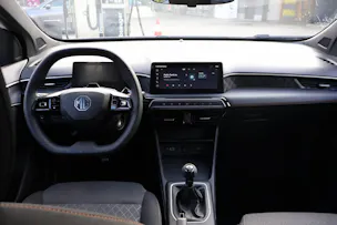 MG 3 1.5 Standard